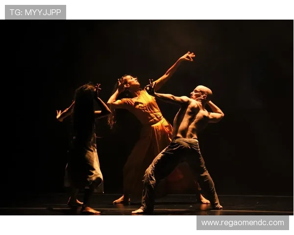 巴比伦娱乐场舞蹈：如何提升舞者技巧打造令人难忘的舞台效果